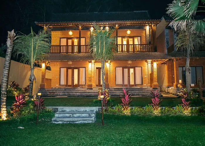 Hotel Pajar House & 3*