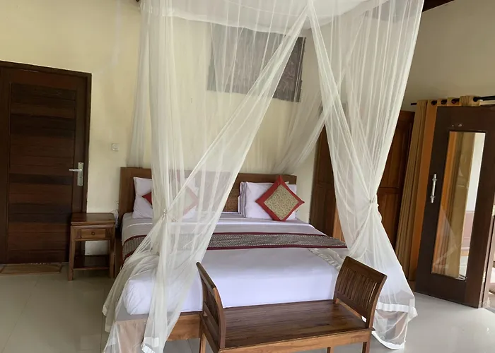 Pajar House & 3*