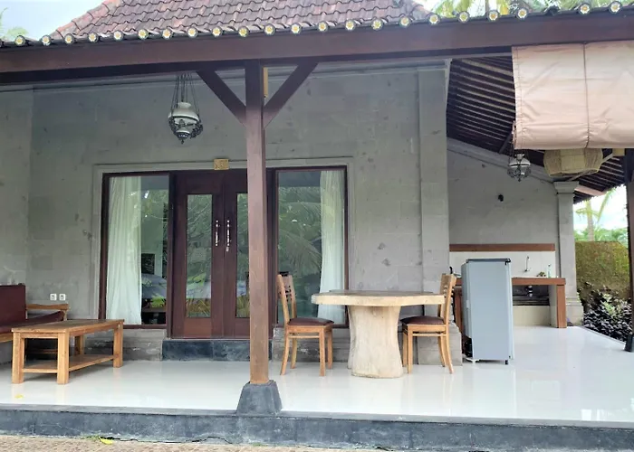 Pajar House & Hotel 3*